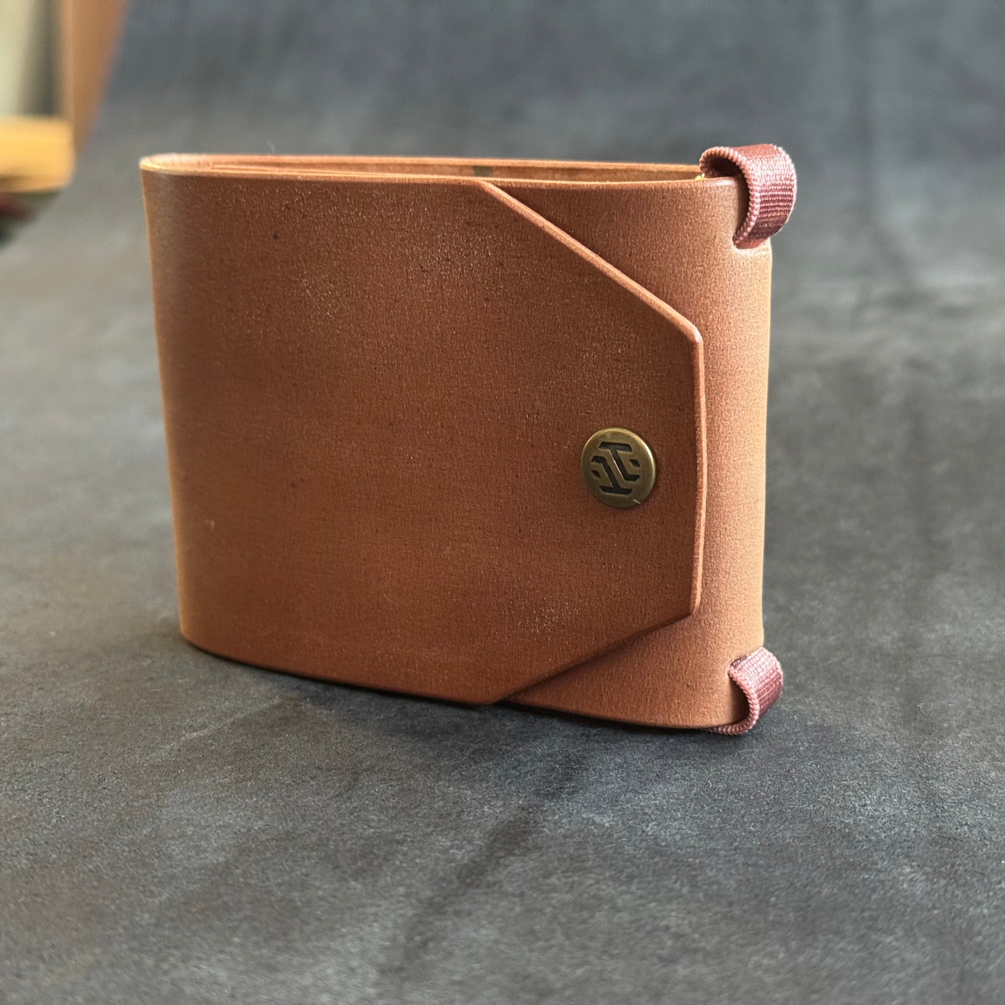 Lightning Scar on Natural Shell Cash Wrap 66mm