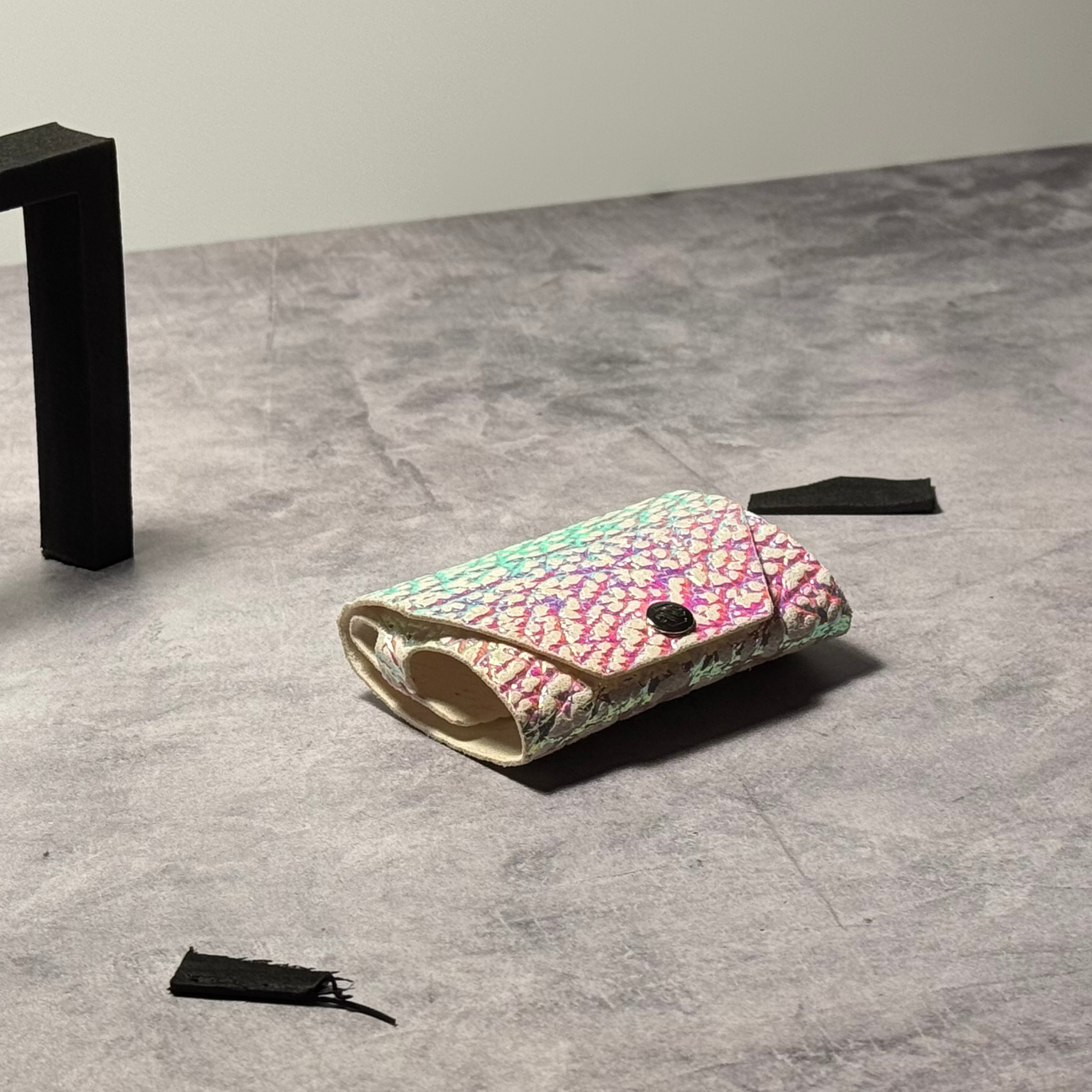 Snap Wallet Clearance – Haptic Wallets